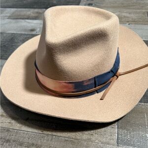 Wyeth Wyatt Camel Wool Fedora Hat NWT Anthropologie One Size